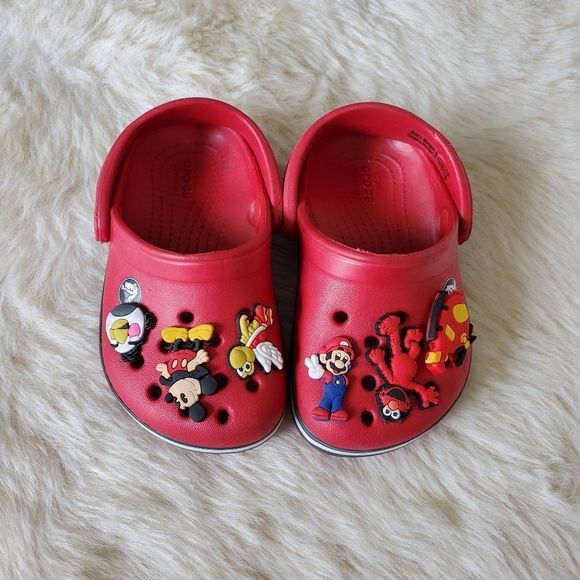 CROCS Shoes Crocs Childrens Size 5 Comes With Jibbitz Poshmark